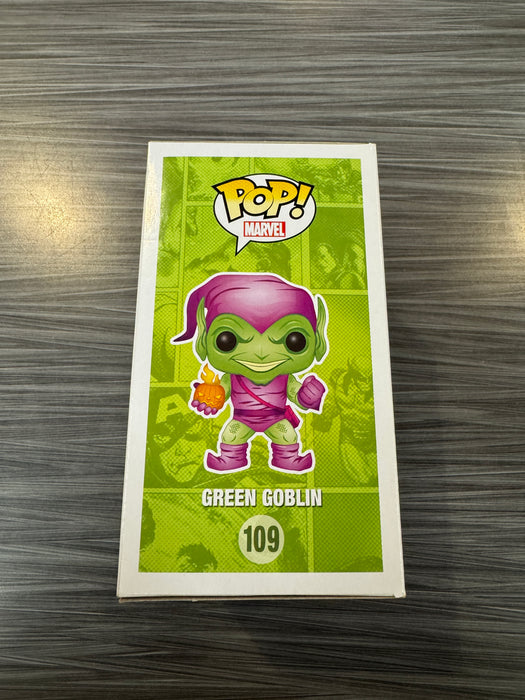 Funko POP! Marvel: Green Goblin (Walgreens)(CHASE)(Damaged Box)[A] #109