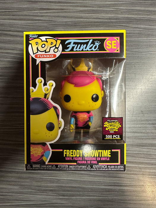 Funko POP! Freddy Showtime (Blacklight Battle 500 PCS)(Damaged Box) #SE