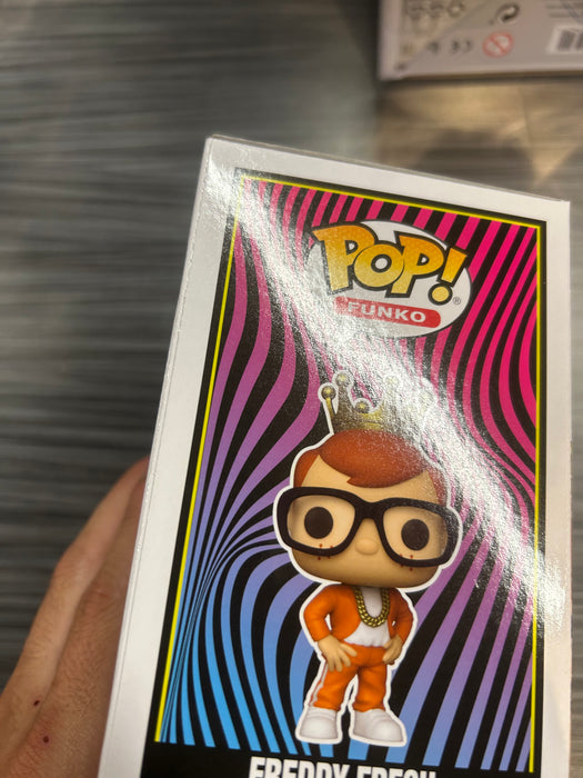 Funko POP! Freddy Fresh (Blacklight Battle (Blacklight Battle)(500 Pcs)(Damaged Box) #SE