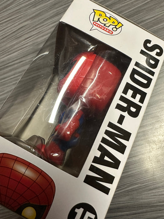 Funko POP! Marvel: The Amazing Spider-Man - Spider-Man (Damaged Box) #15