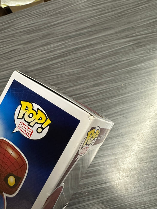 Funko POP! Marvel: The Amazing Spider-Man - Spider-Man (Damaged Box) #15