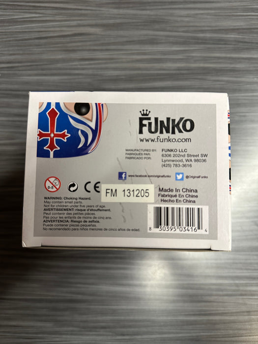 Funko POP! WWE: Rey Mysterio (Damaged Box)[A] #06