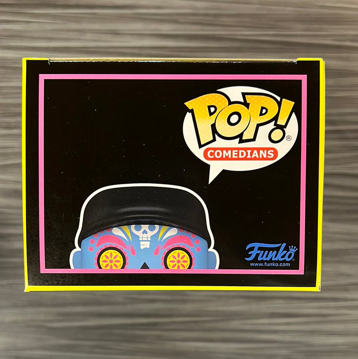 Funko POP! Comedians: Gabriel "Fluffy" Iglesias (Black Light)(Signed/Gabriel Iglesias) #02